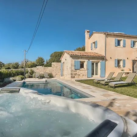 Willa Charming Spirit Of Istria Near Rovinj For 6 Persons With 32 M2 Private Pool & Jacuzzi