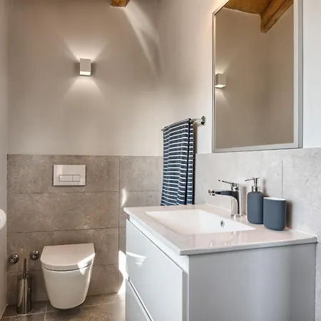 Charming Spirit Of Istria Near Rovinj For 6 Persons With 32 M2 Private Pool & Jacuzzi Willa *